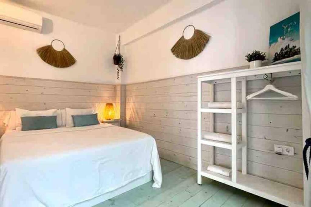 New Cozy Beach Apartment, Wifi バレンシア エクステリア 写真
