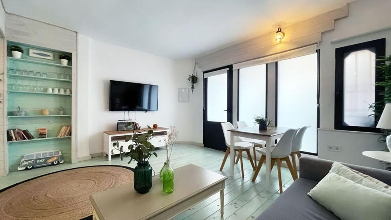 New Cozy Beach Apartment, Wifi バレンシア エクステリア 写真