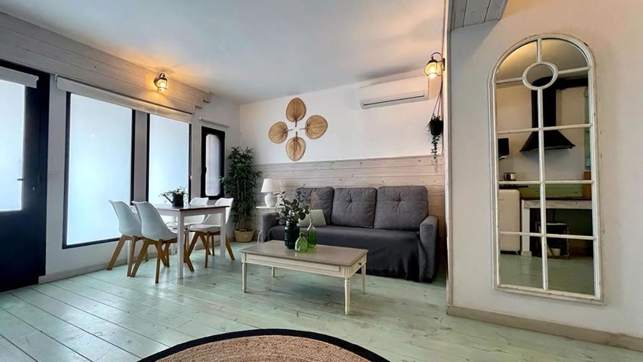 New Cozy Beach Apartment, Wifi バレンシア エクステリア 写真